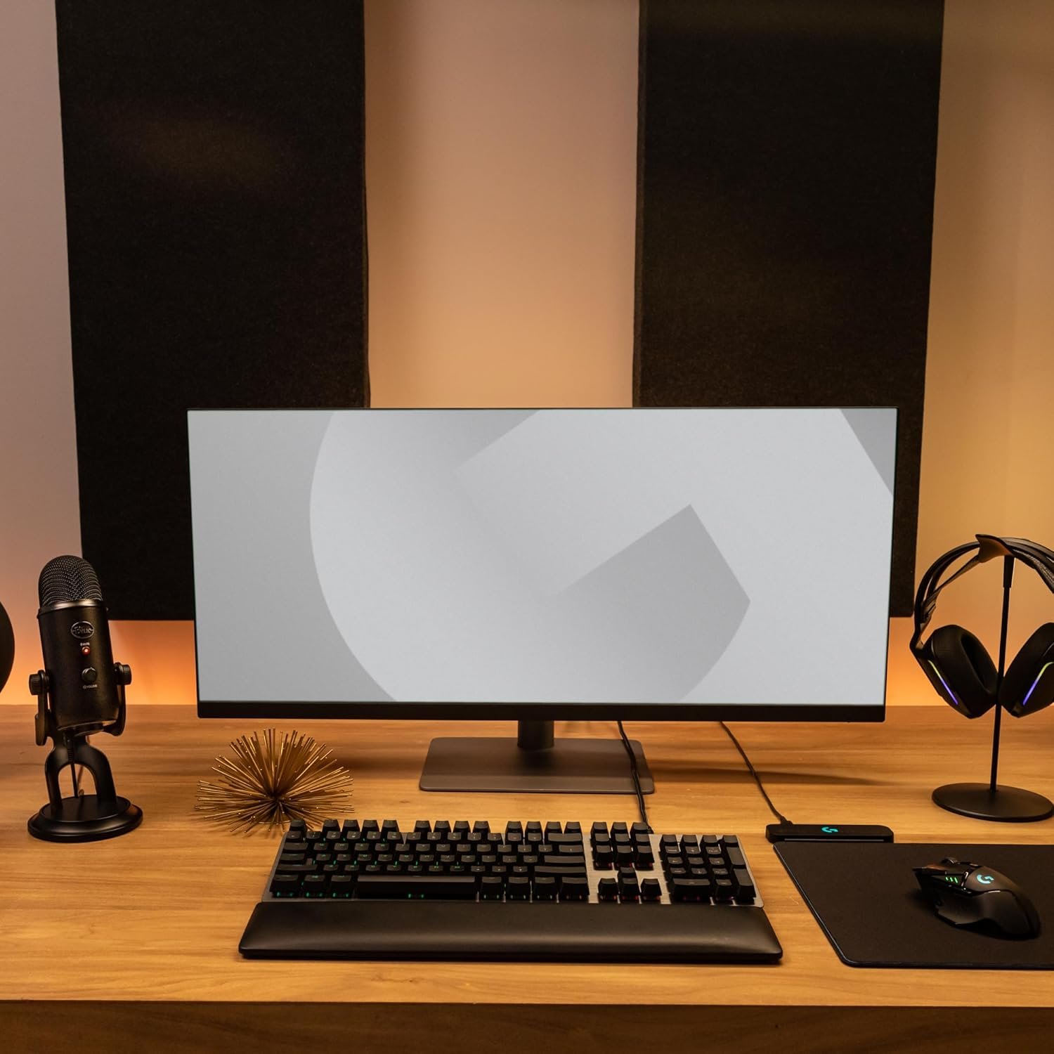 Logitech G513 Mechanical Gaming Keyboard with Palm Rest, RGB LIGHTSYNC, GX Brown Tactile Key Switches, Brushed Aluminum Case, Customizable F-Keys, USB Pass Through, QWERTY UK Layout - Carbon/Black - Image 5