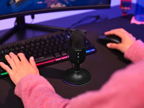Trust Gaming GXT 236 Yami USB Condenser Streaming Microphone for Podcast, Twitch, Discord, ASMR, Youtube, Playstation 5, Gaming Mic with Cardioid Recording Pattern, Mute Button, RGB Light - Black - Image 7