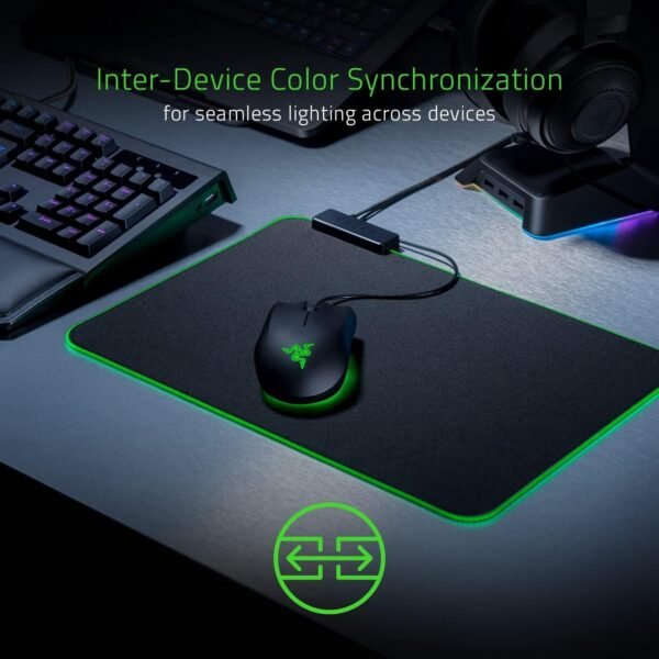 Razer Goliathus Chroma - Soft Gaming Mouse Mat with RGB Lighting (Cable Holder, Fabric Surface, Non-Slip, Quilted Edge, Optimized for all Mice) Black - Image 5